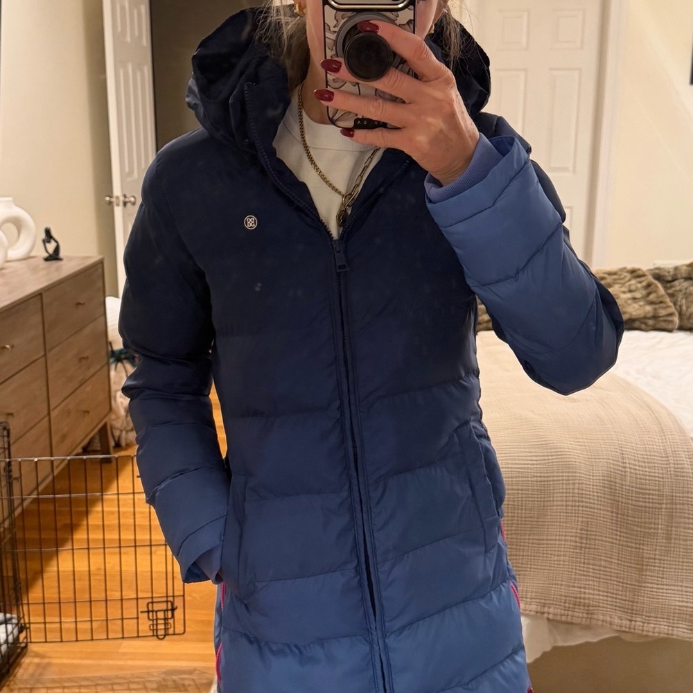 G/FORE Women's Blue Puffer Coat - Picture 8 of 8